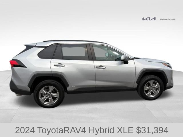 Used 2024 Toyota RAV4 XLE image 9