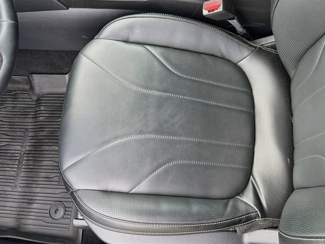 Used 2025 Ford Escape Platinum w/ Premium Technology Package AWD/4WD image 20