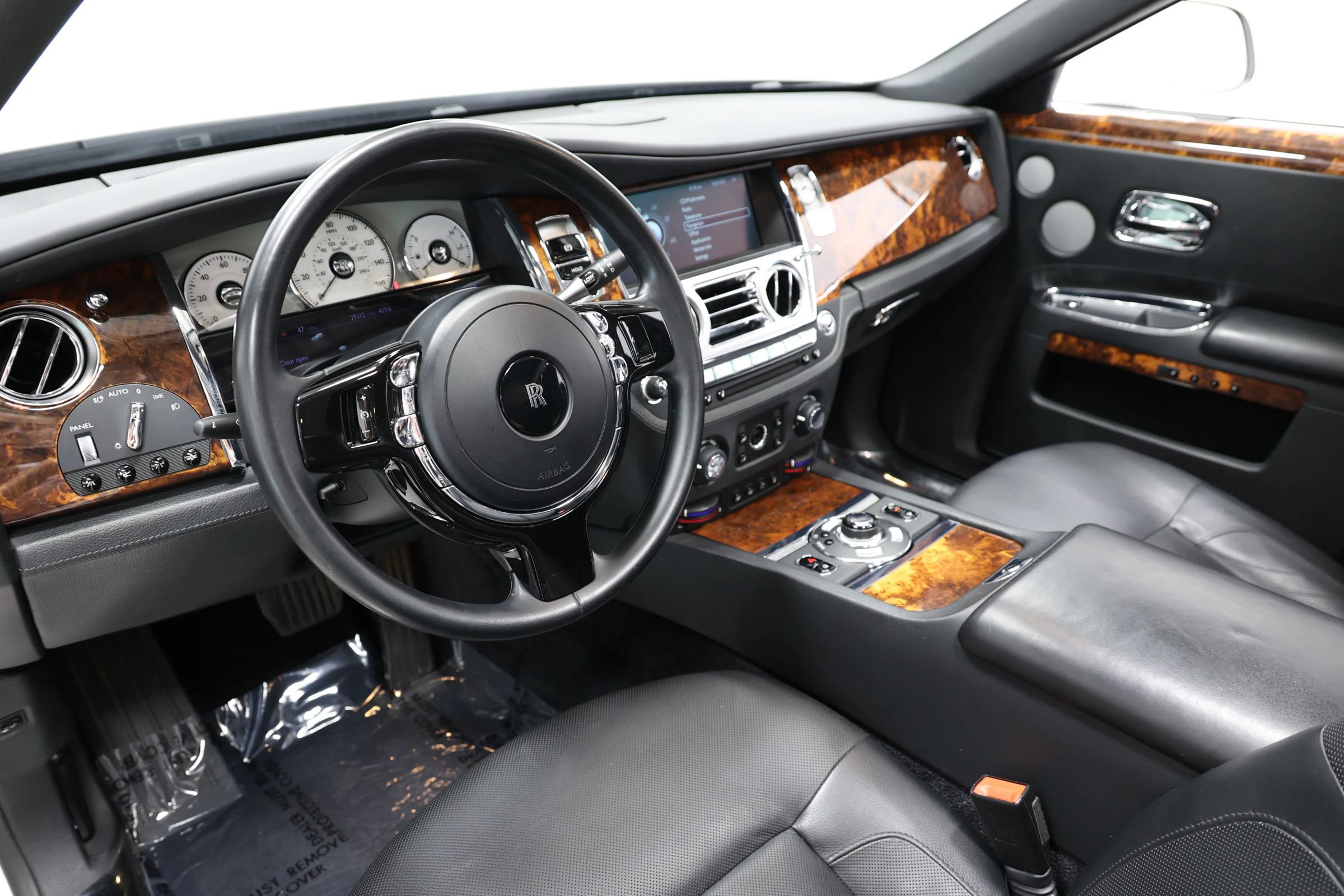 Used 2013 Rolls-Royce Ghost RWD image 2