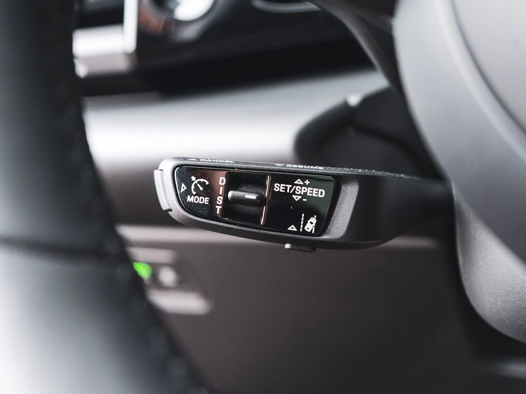 New 2025 Porsche Macan Turbo Electric image 21