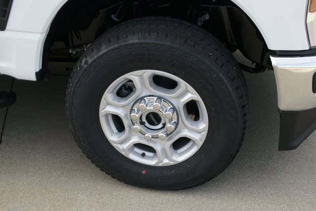 New 2026 Ford F350 XLT image 8