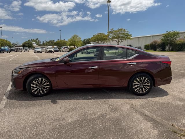 Used 2023 Nissan Altima 2.5 SV FWD image 8