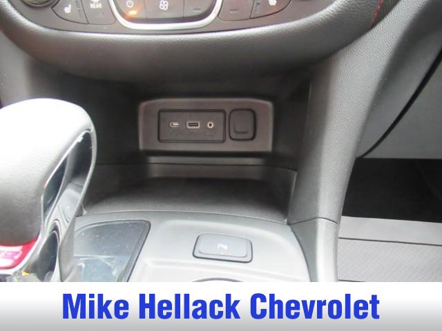 Used 2022 Chevrolet Equinox RS image 11