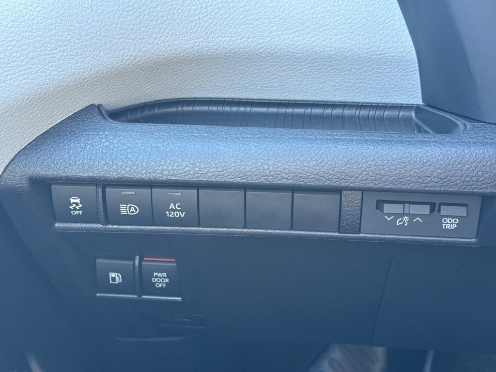 New 2026 Toyota Sienna XSE AWD/4WD image 29