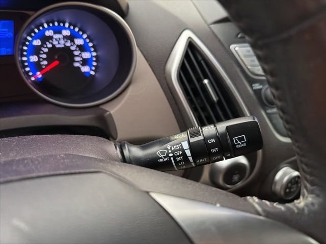 Used 2012 Hyundai Tucson GLS image 33