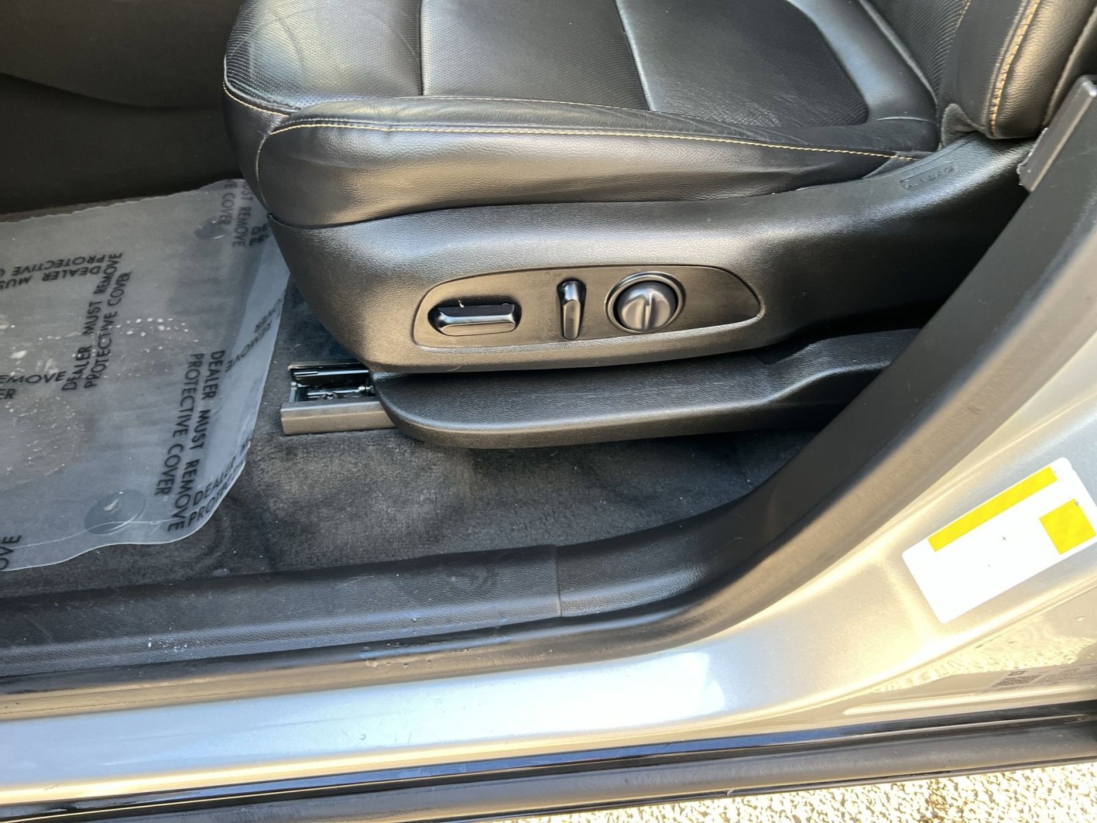 Used 2021 Chevrolet Traverse Premier w/ Redline Edition image 14