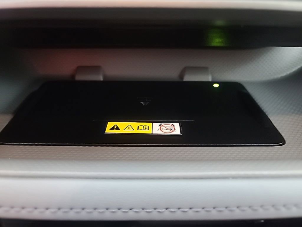 Used 2023 Toyota Highlander XLE image 36