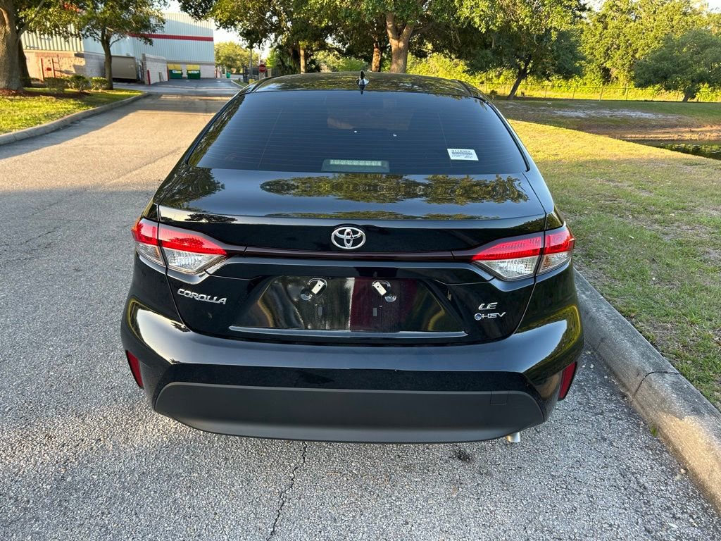 Used 2026 Toyota Corolla LE FWD image 4