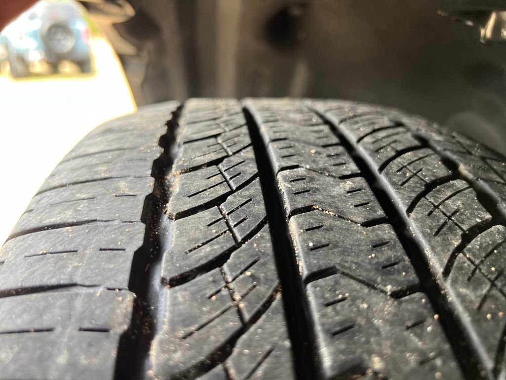 Used 2022 Toyota Highlander XLE image 25