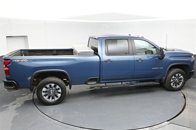 Used 2024 Chevrolet Silverado 2500 Custom w/ Custom Value Package image 37