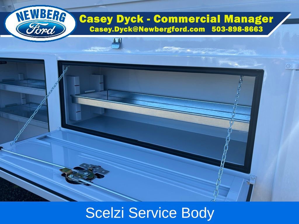 New 2026 Ford F250 XL w/ XL Chrome Package image 11