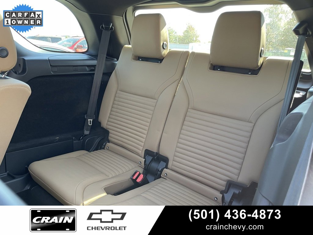Used 2024 Land Rover Discovery Dynamic SE image 33