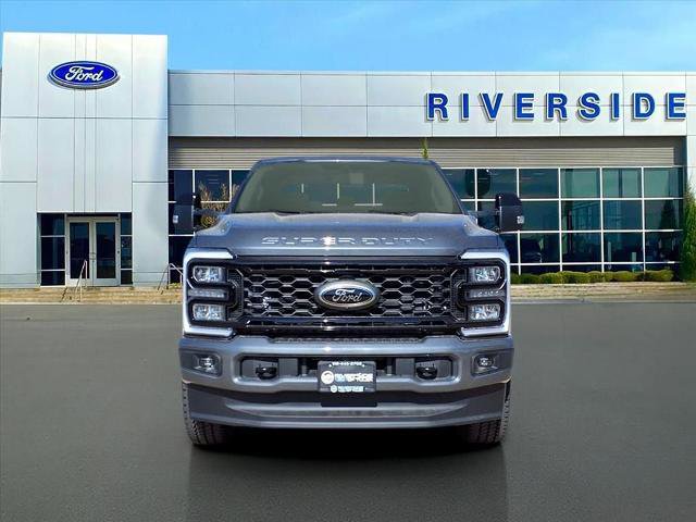 New 2026 Ford F350 Lariat w/ Black Appearance Package image 29