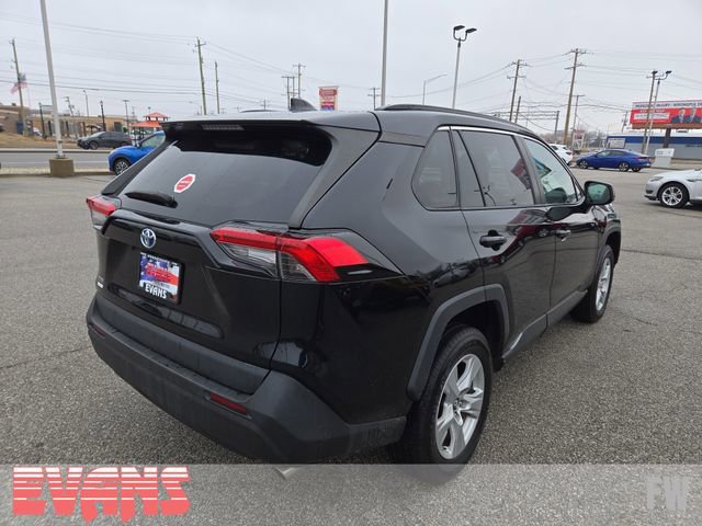 Used 2021 Toyota RAV4 LE image 24