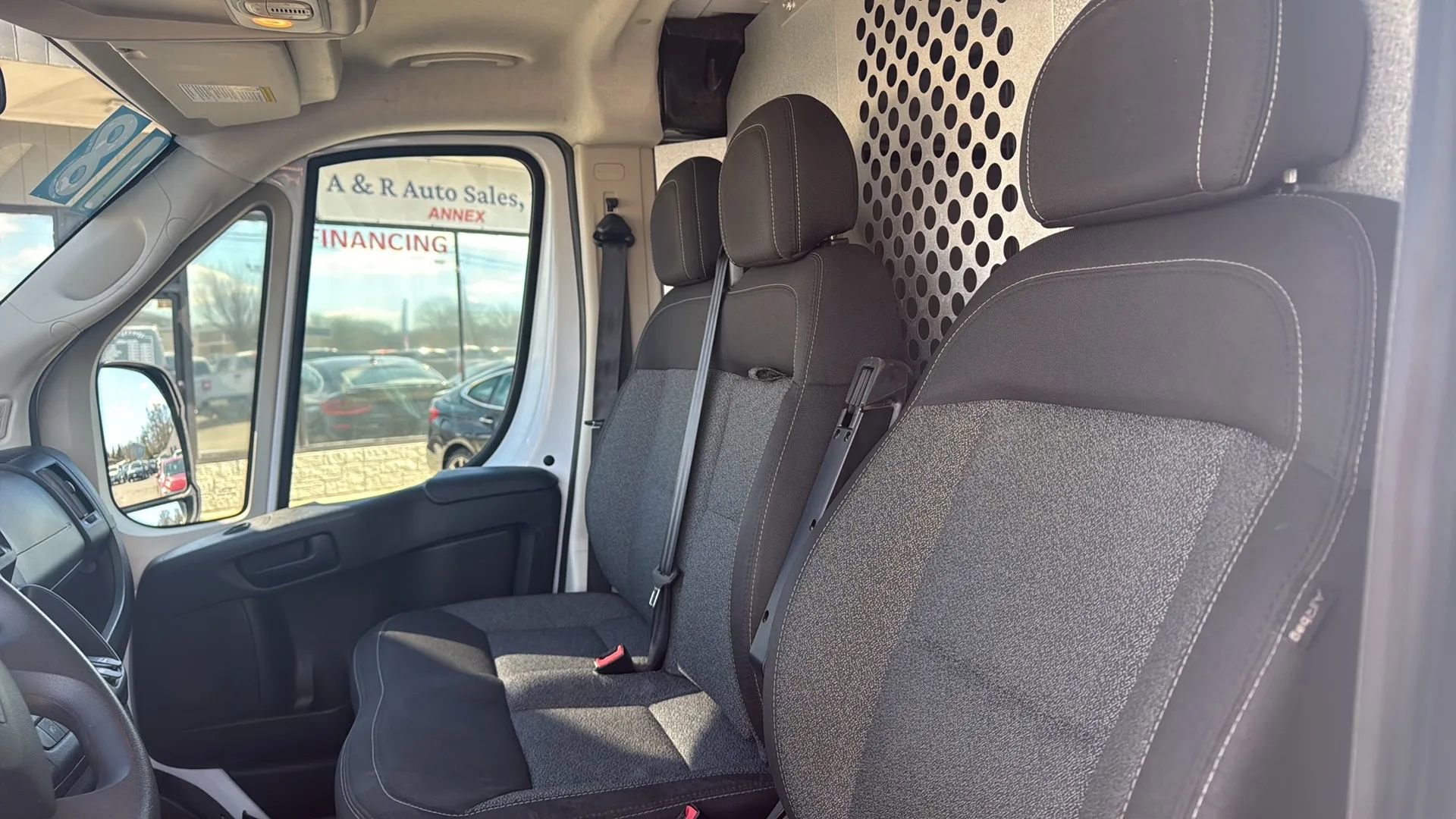 Used 2018 RAM ProMaster 1500 w/ Premium Appearance Group image 14