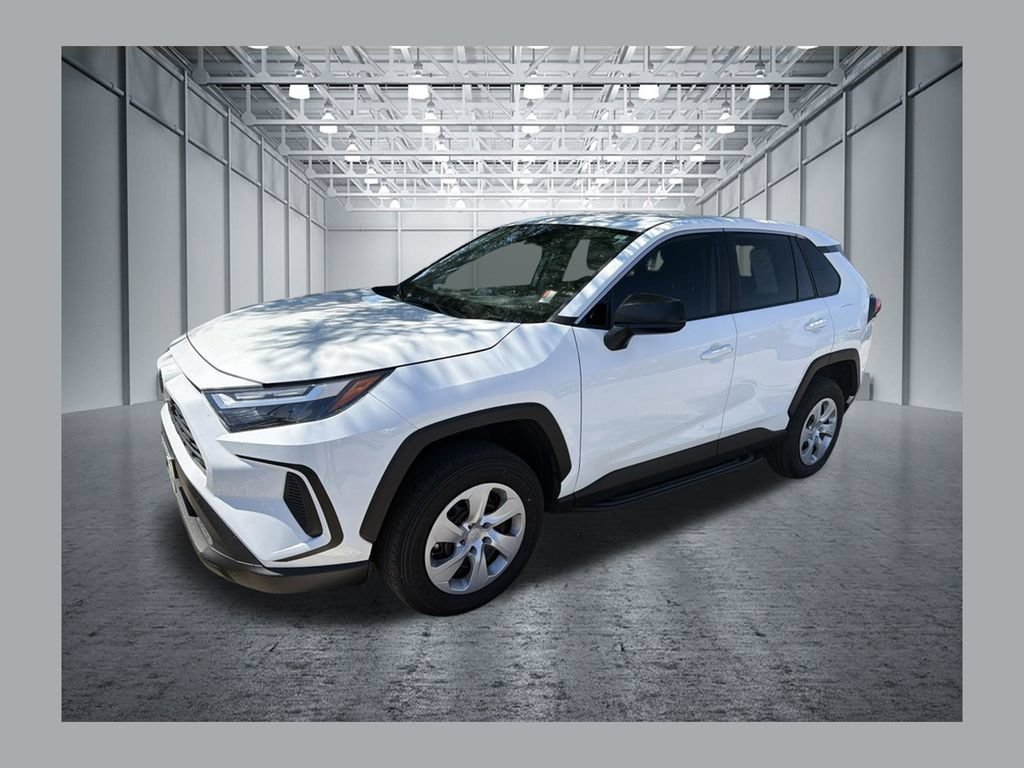 Used 2023 Toyota RAV4 LE FWD image 1