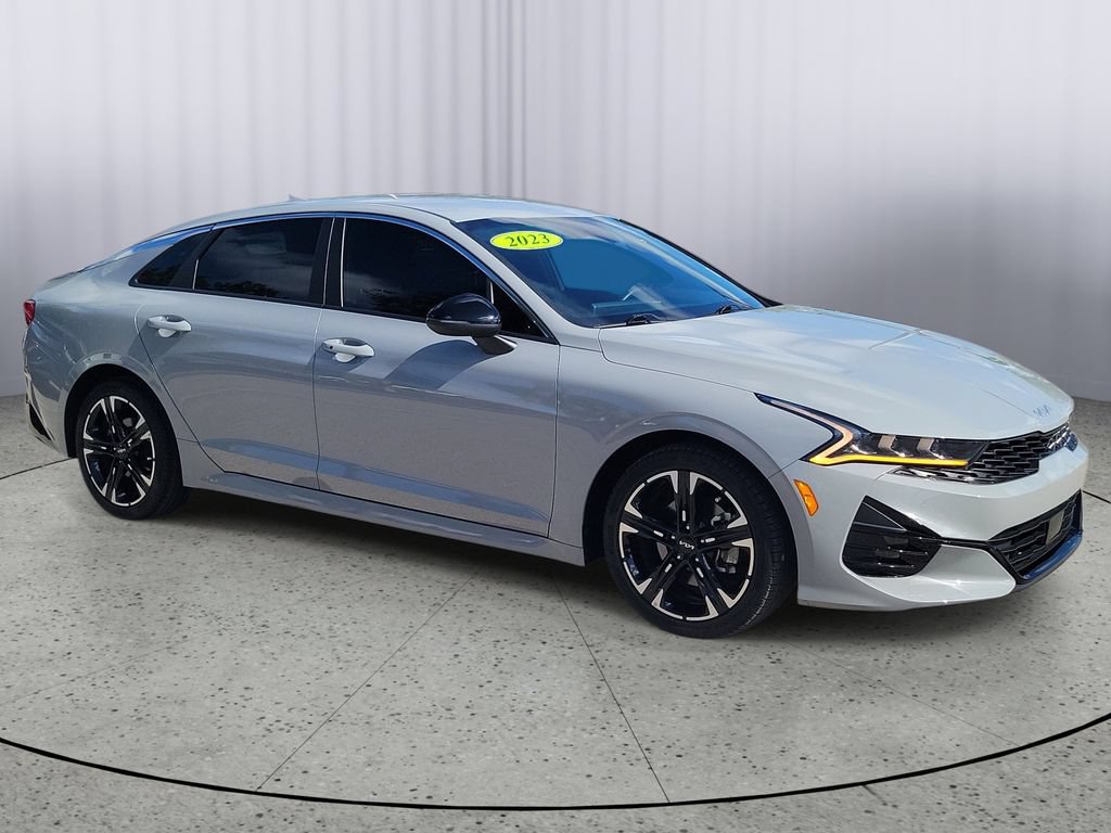 Used 2023 Kia K5 GT-Line w/ GT-Line Premium Package FWD image 2