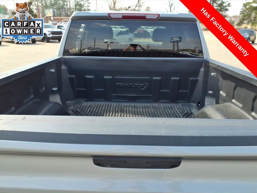 Used 2025 Chevrolet Silverado 1500 LT image 10