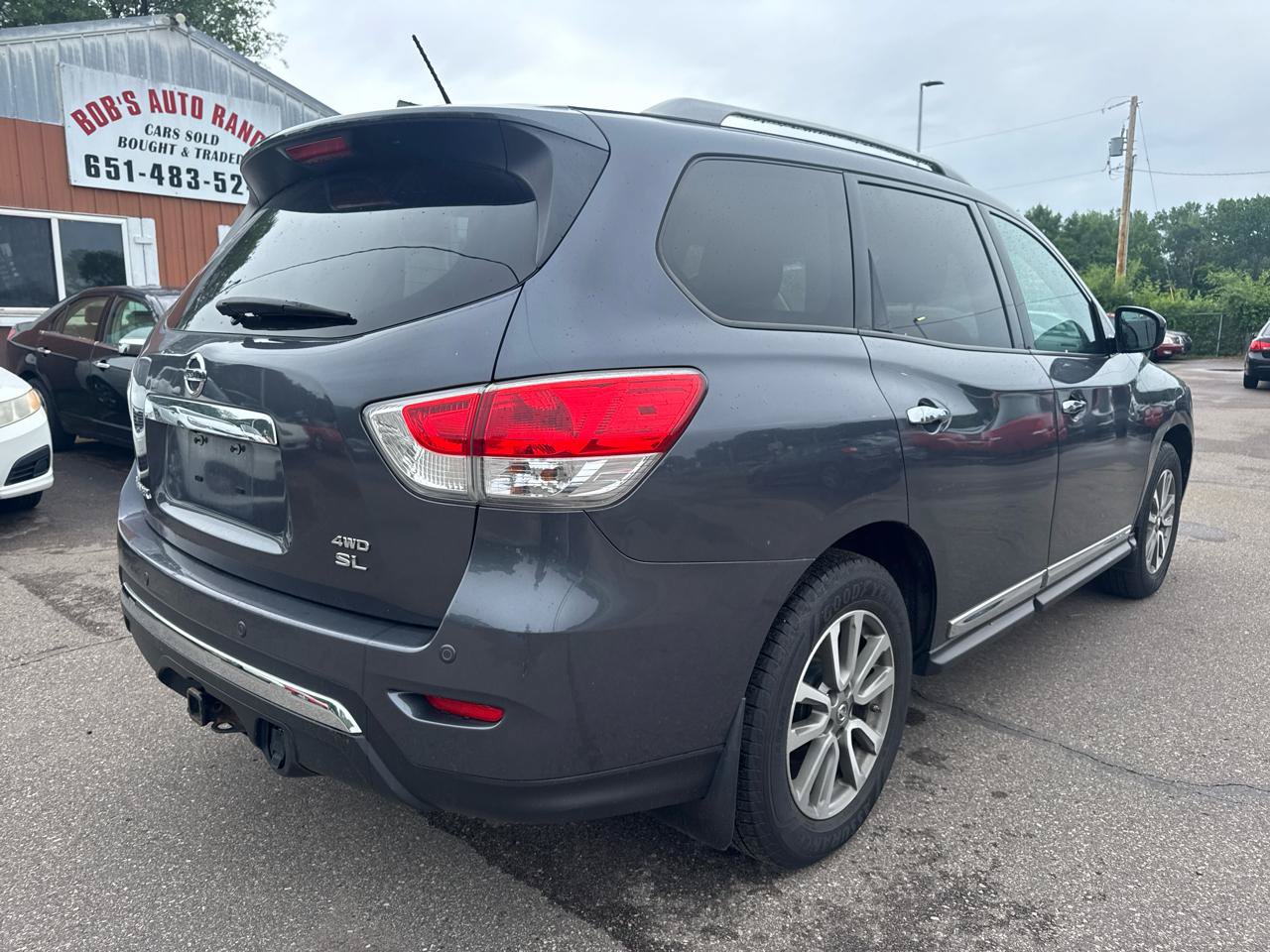 Used 2013 Nissan Pathfinder SL AWD/4WD image 5