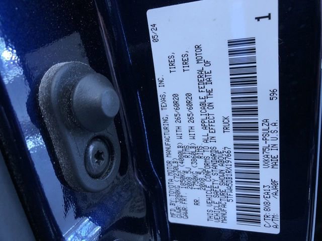 Used 2024 Toyota Tundra Limited w/ TRD Off-Road Package AWD/4WD image 27