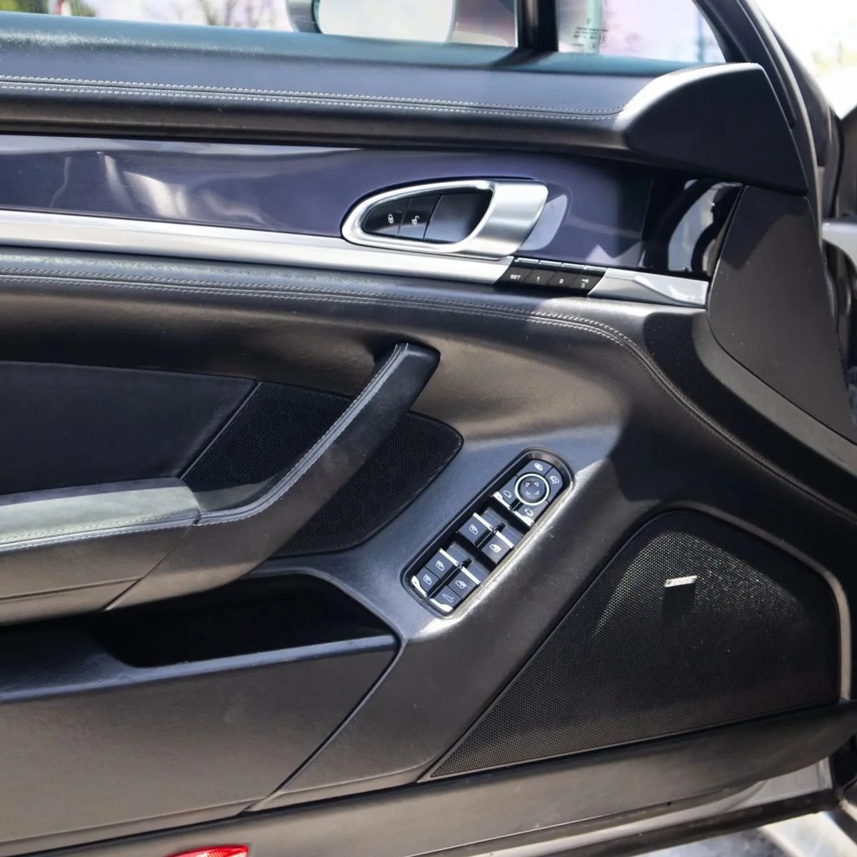 Used 2013 Porsche Panamera GTS AWD/4WD image 20