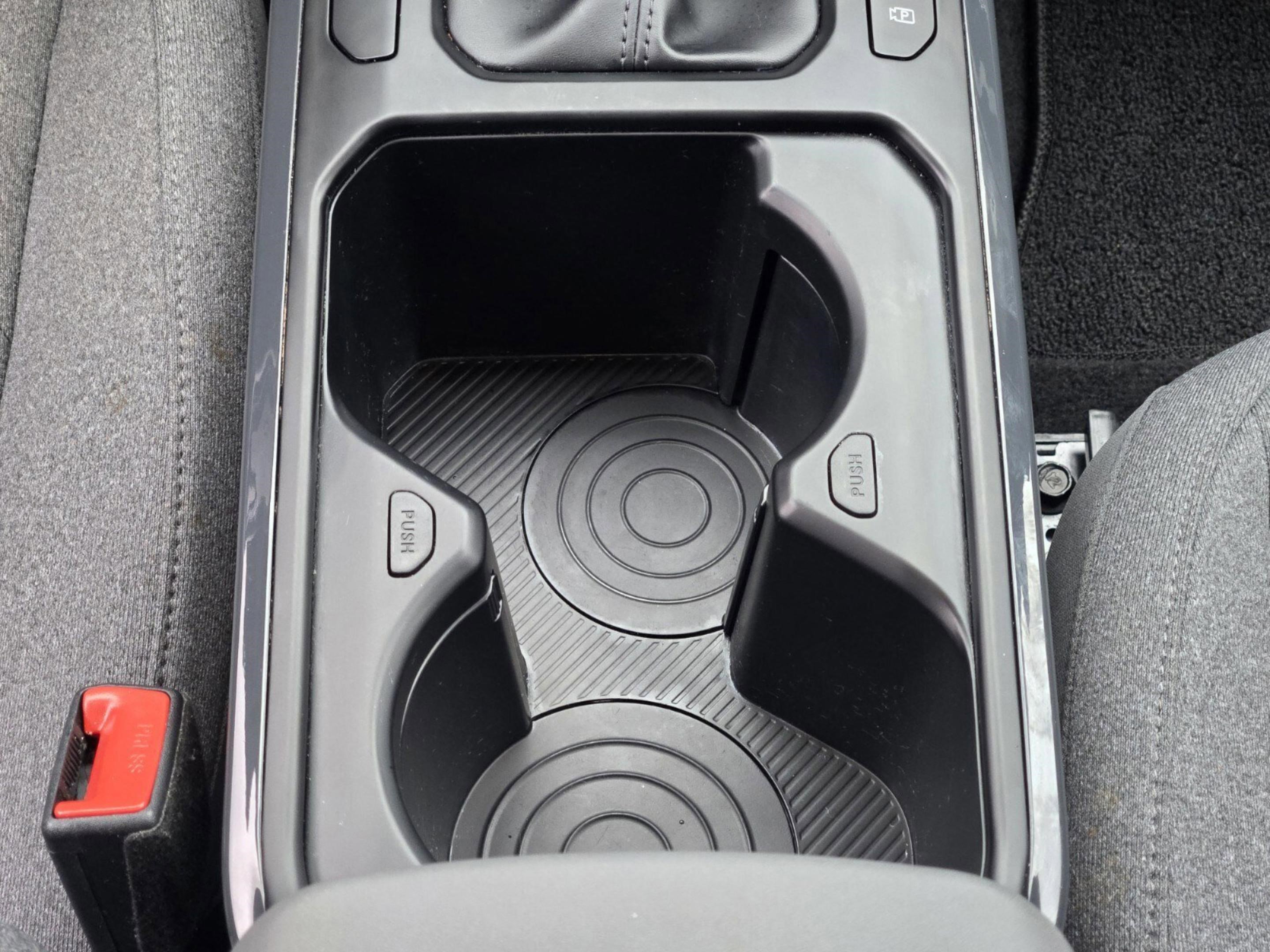 Used 2025 Kia K4 EX image 42