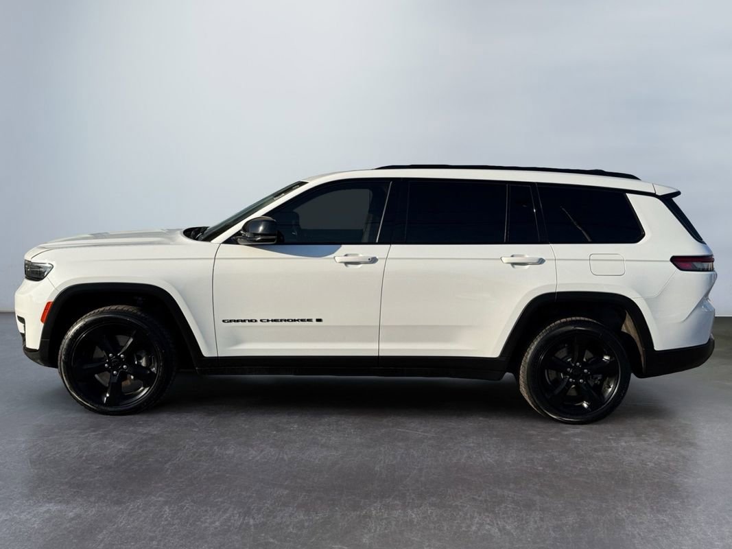 Used 2021 Jeep Grand Cherokee L Laredo AWD/4WD image 8
