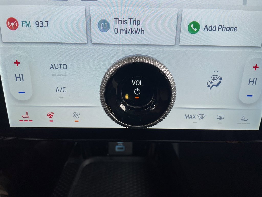 Certified 2022 Ford Mustang Mach-E Premium image 32