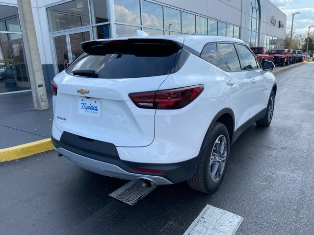 Used 2023 Chevrolet Blazer LT image 6