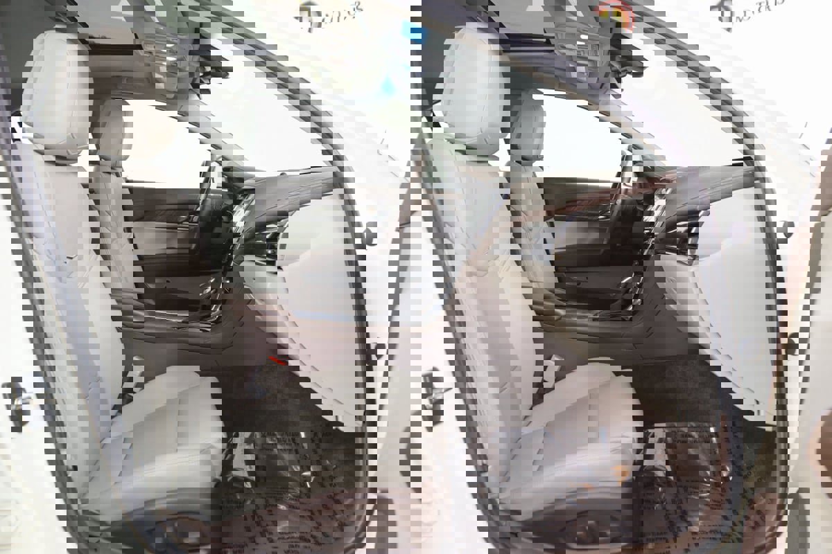 Used 2014 Cadillac ATS Luxury w/ Cold Weather Package image 12