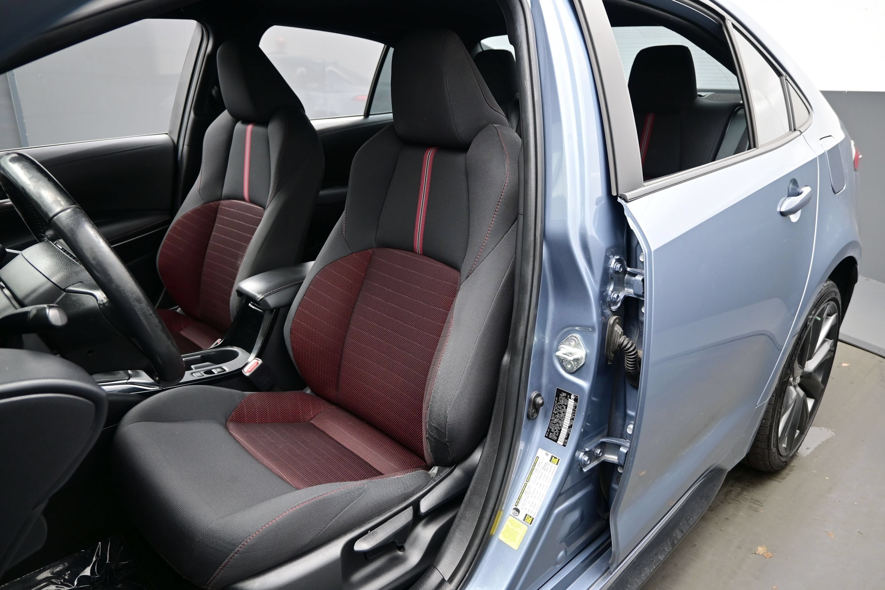 Used 2023 Toyota Corolla SE FWD image 11