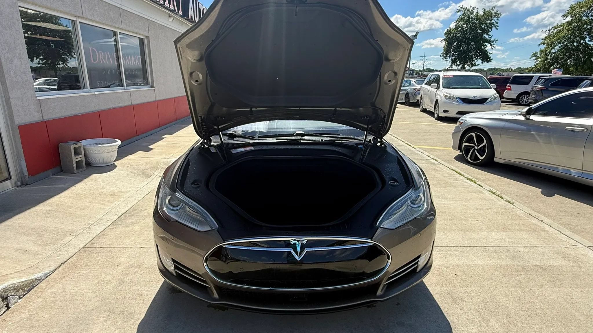 Used 2015 Tesla Model S 85D AWD/4WD image 21