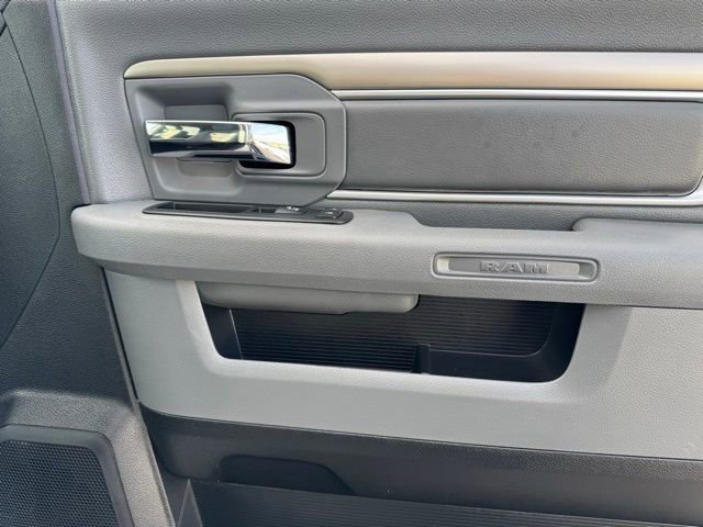 Certified 2015 RAM 3500 Big Horn image 26