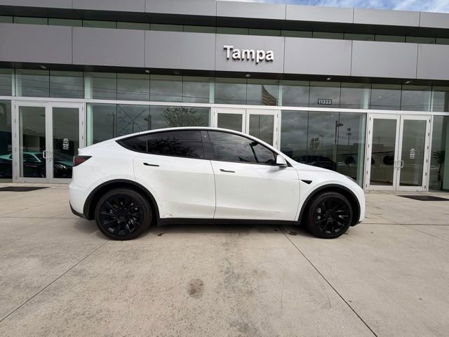 Used 2023 Tesla Model Y Long Range image 18