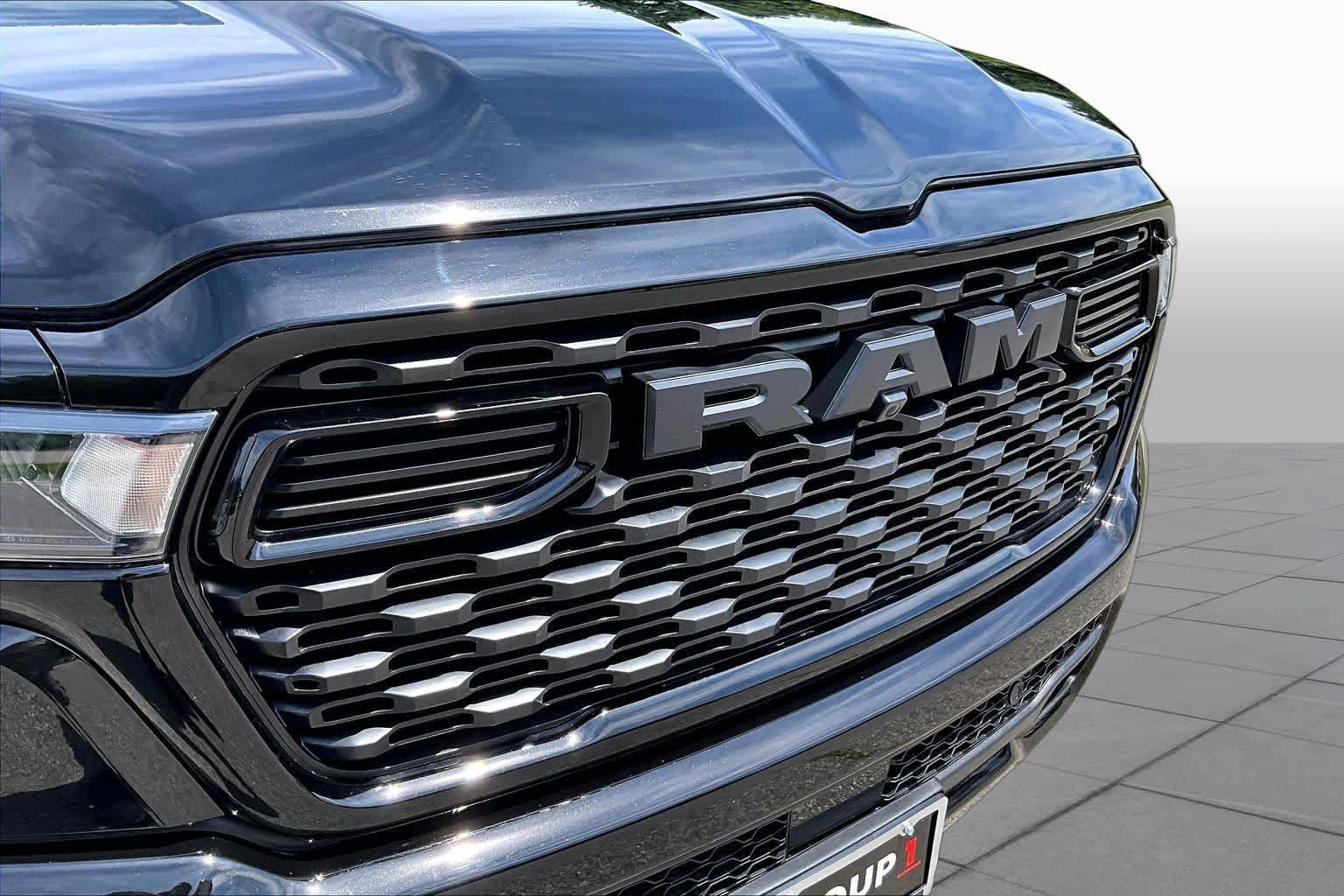Used 2025 RAM 1500 Big Horn AWD/4WD image 32