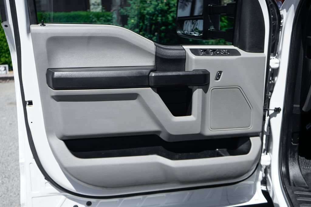 Used 2019 Ford F550 2WD Crew Cab Super Duty image 16