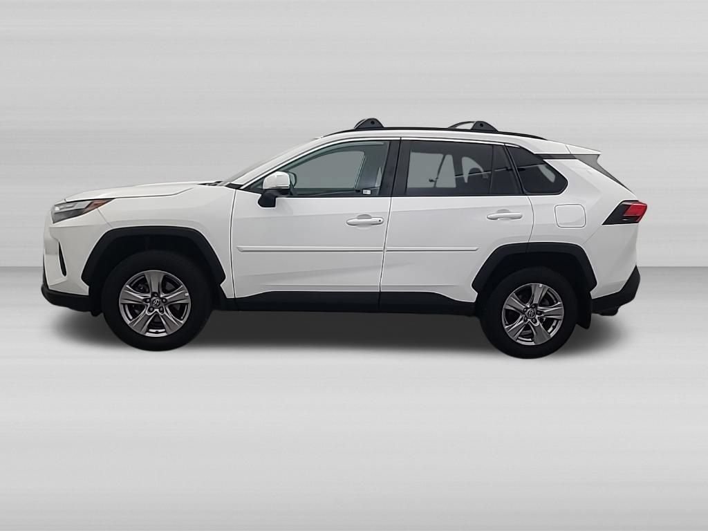 Used 2023 Toyota RAV4 XLE AWD/4WD image 8