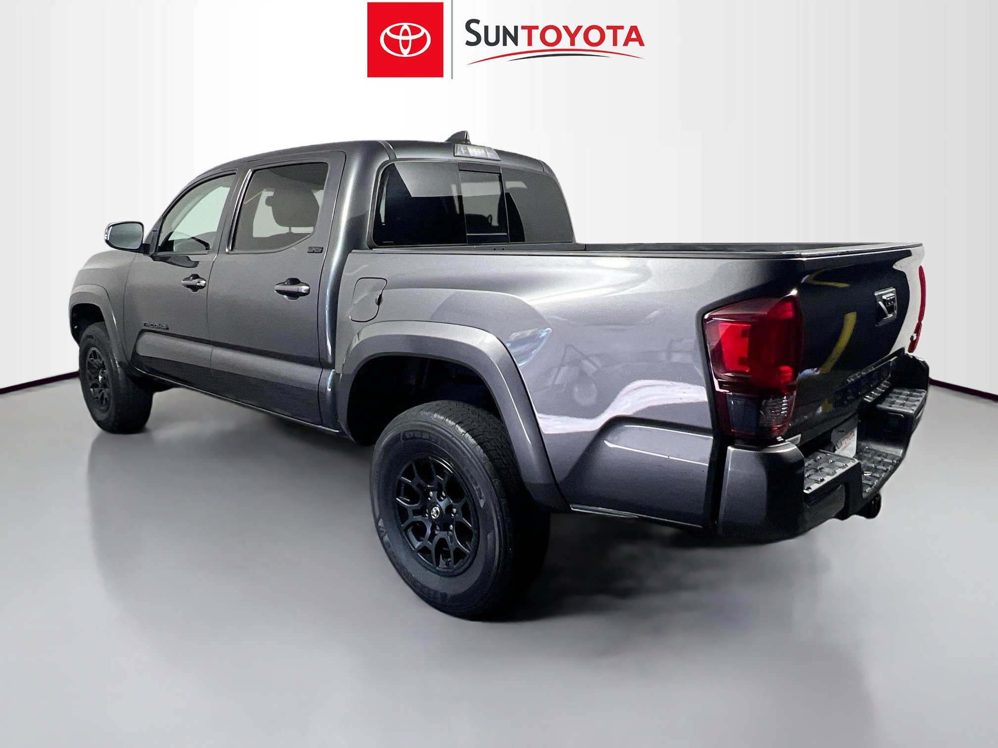 Used 2022 Toyota Tacoma SR5 image 6