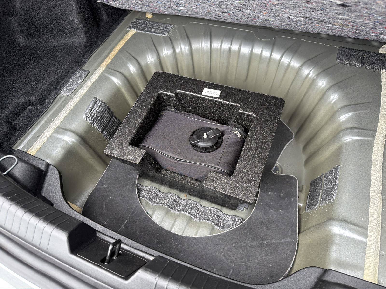 Used 2025 Chevrolet Malibu LS FWD image 34