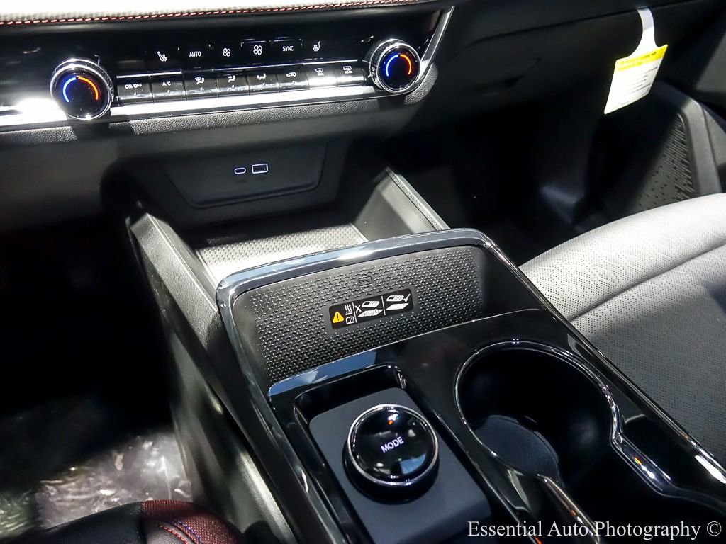 New 2026 Chevrolet Equinox RS image 18