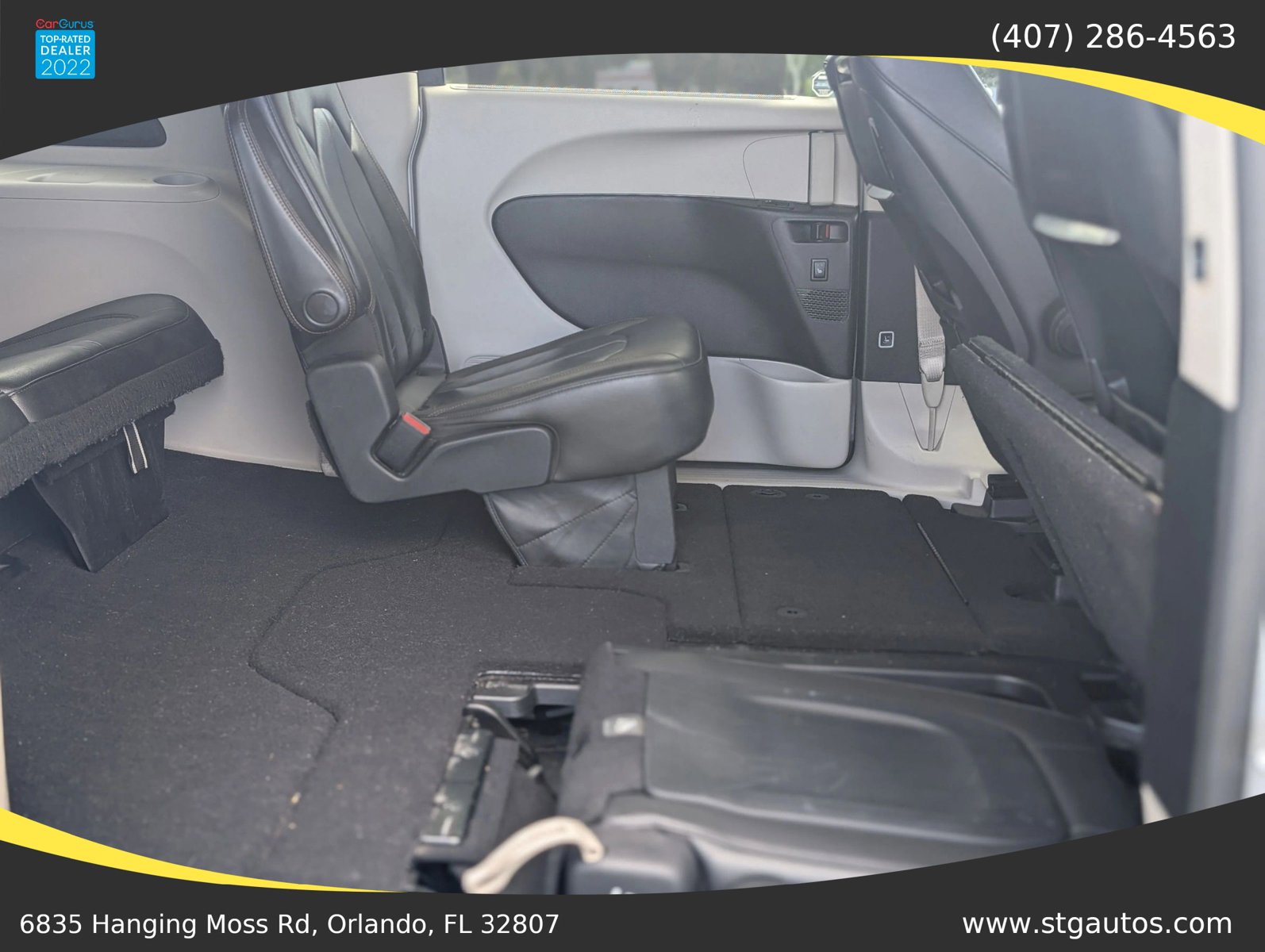 Used 2017 Chrysler Pacifica Touring-L Plus w/ Advanced Safetytec Group FWD image 22