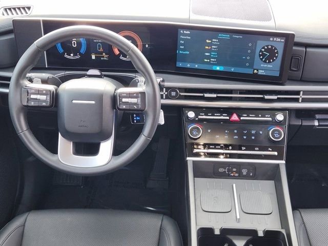 Used 2025 Hyundai Santa Fe SEL image 27