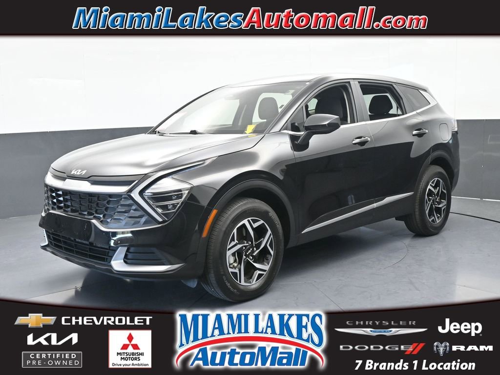 Used 2024 Kia Sportage LX image 1