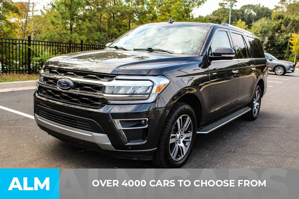 Used 2023 Ford Expedition Max Limited image 3