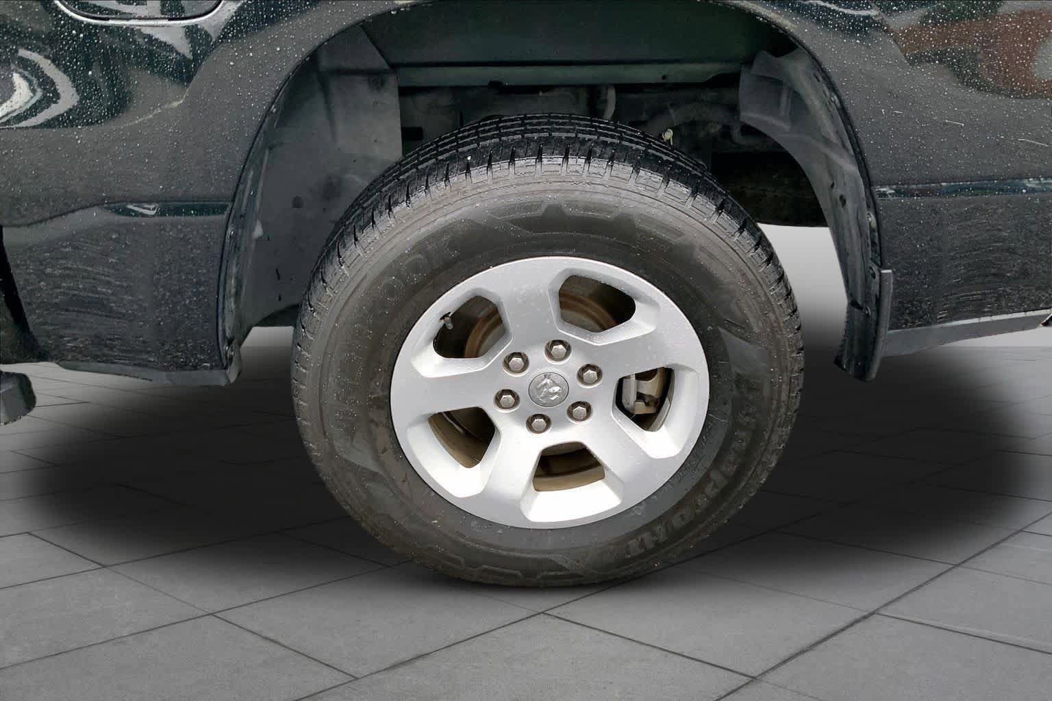 Used 2019 RAM 1500 Tradesman AWD/4WD image 10