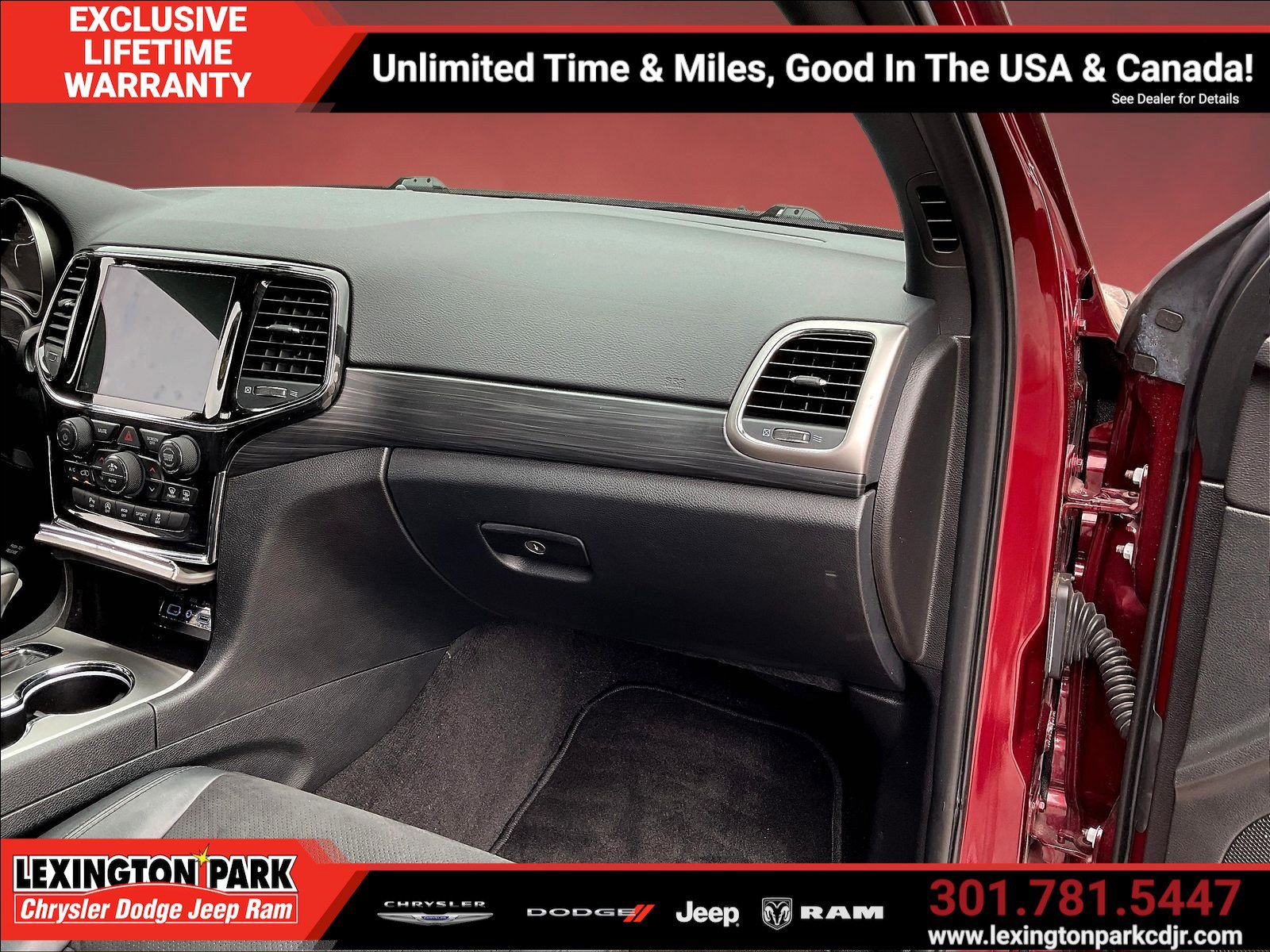 Used 2022 Jeep Grand Cherokee Laredo X AWD/4WD image 25