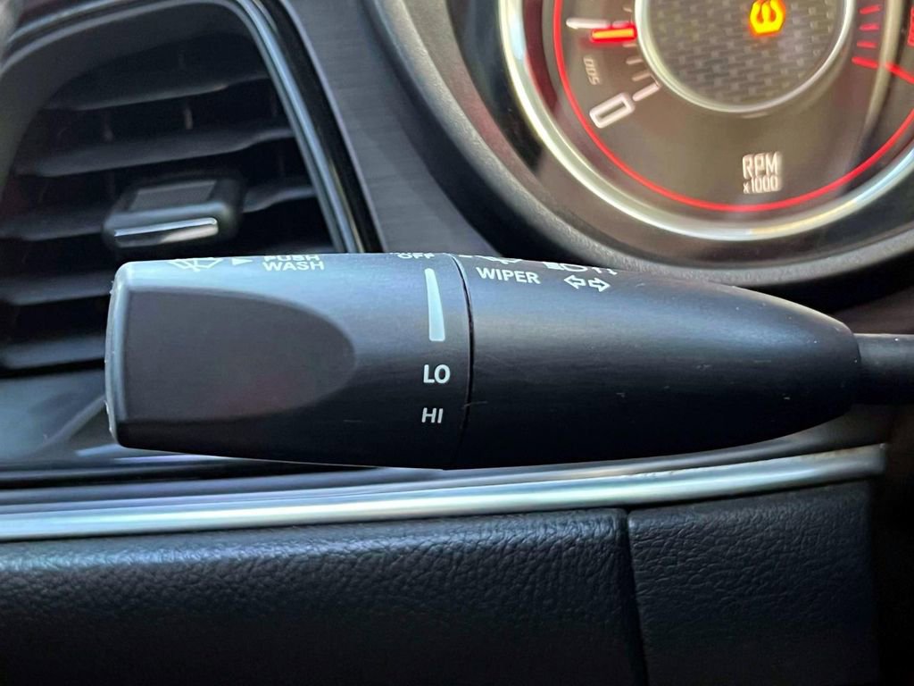 Used 2015 Dodge Challenger R/T w/ Quick Order Package 28B R/T image 21