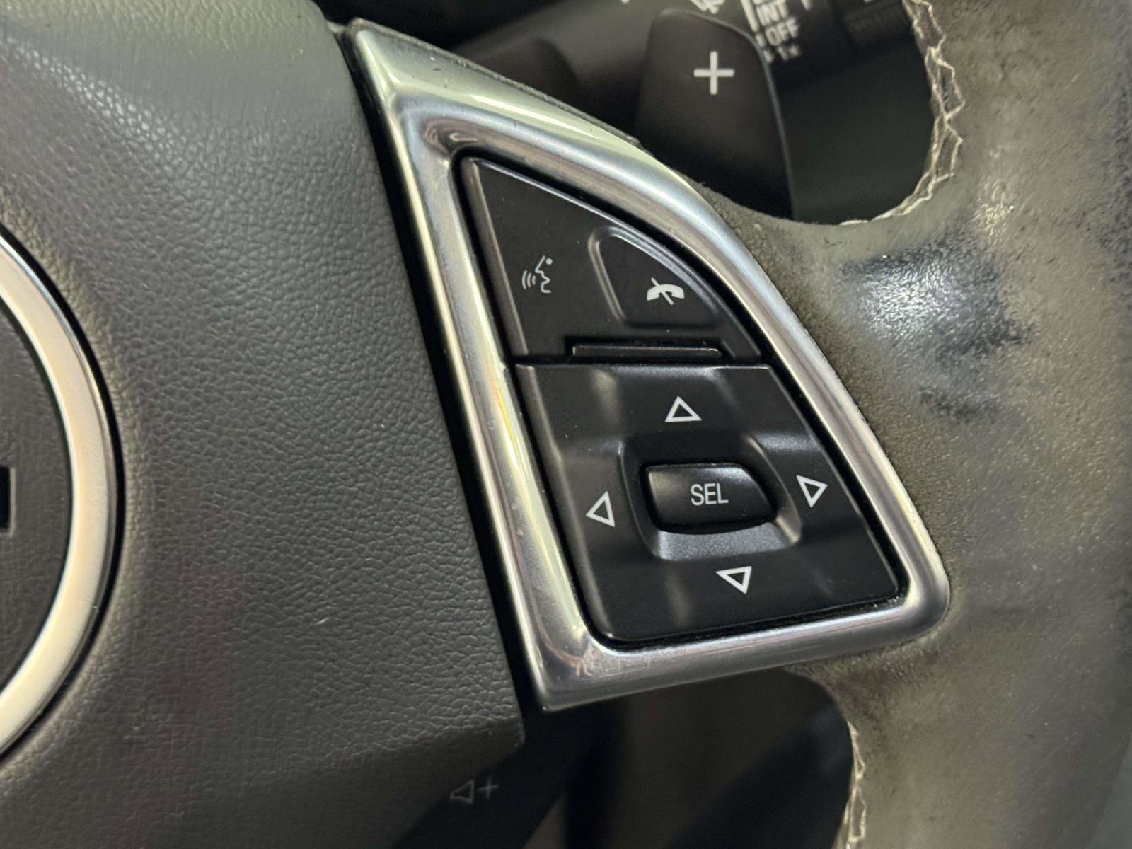 Used 2023 Chevrolet Camaro SS RWD image 21