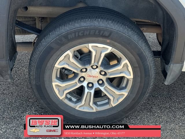 Used 2025 GMC Sierra 1500 SLT AWD/4WD image 5