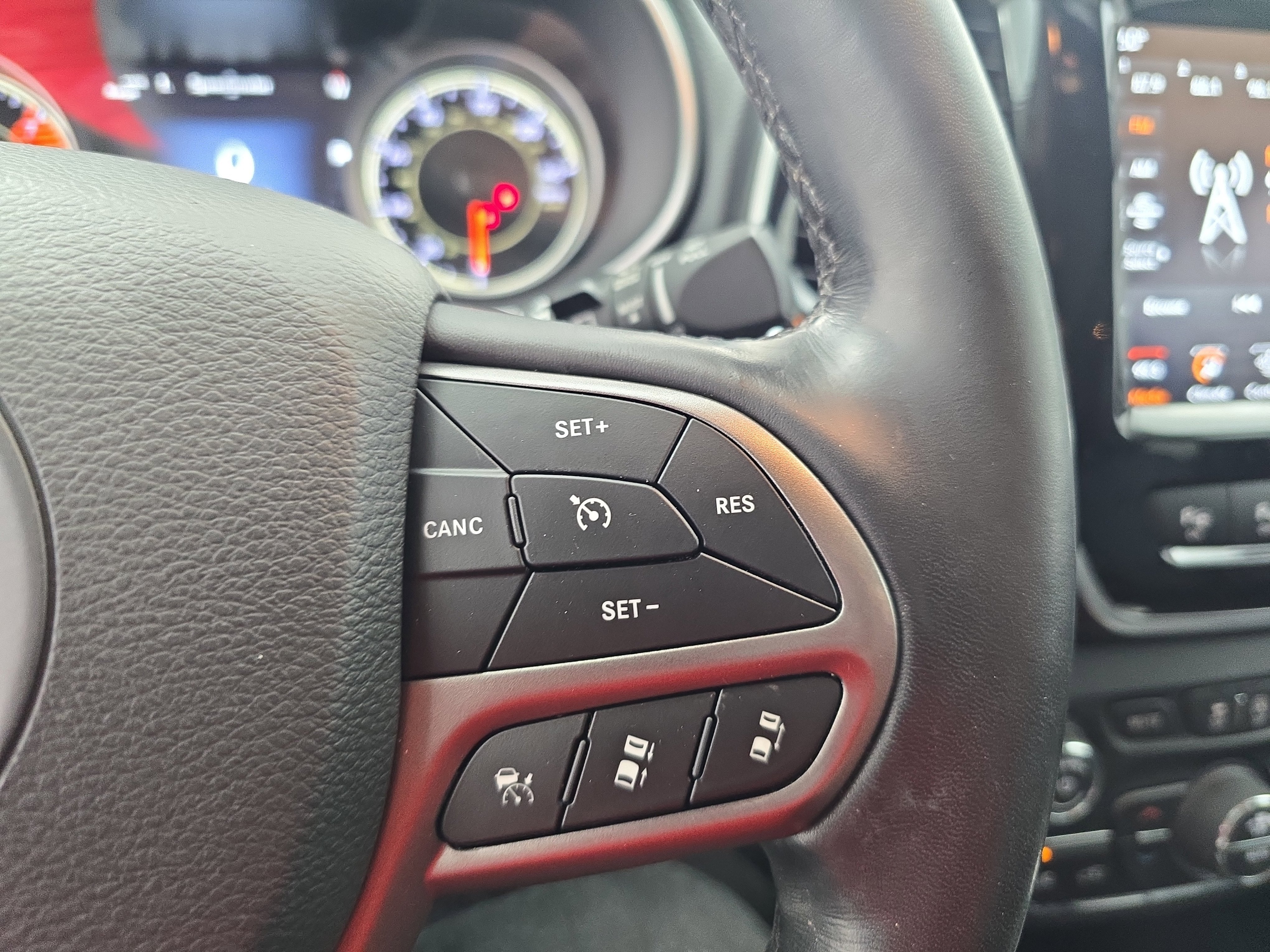 Used 2021 Jeep Cherokee Limited w/ Elite Package image 17